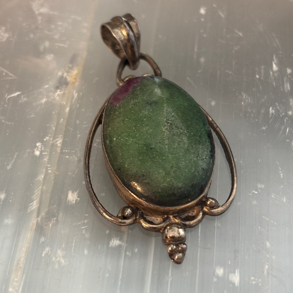 Vintage Sterling Silver 925 Ruby in Zoisite Pendant – Green & Pink Cabochon